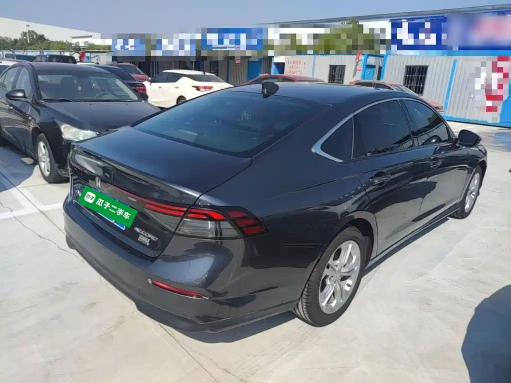 Honda Accord — миниатюра 7