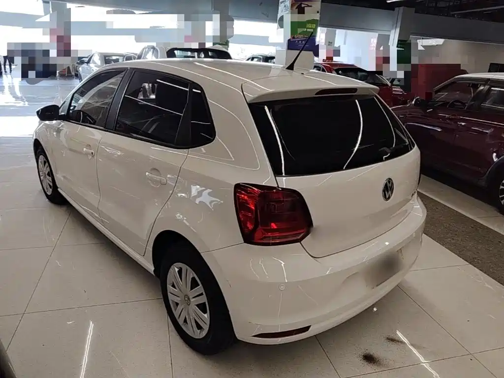 Volkswagen Polo — миниатюра 5