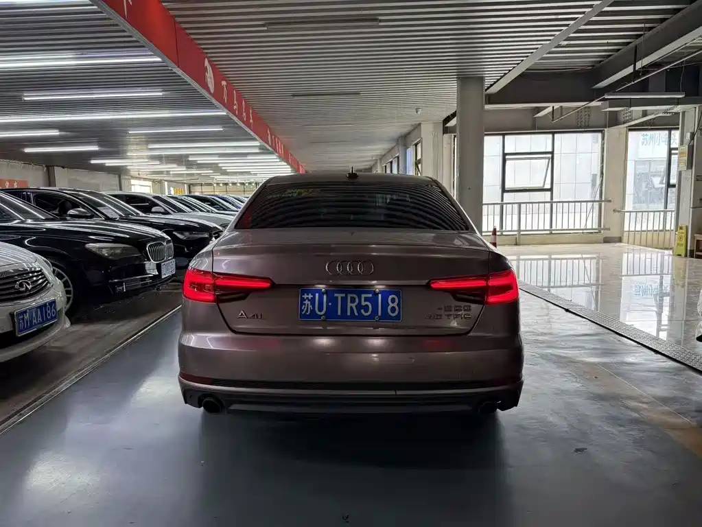 Audi A4L — миниатюра 5