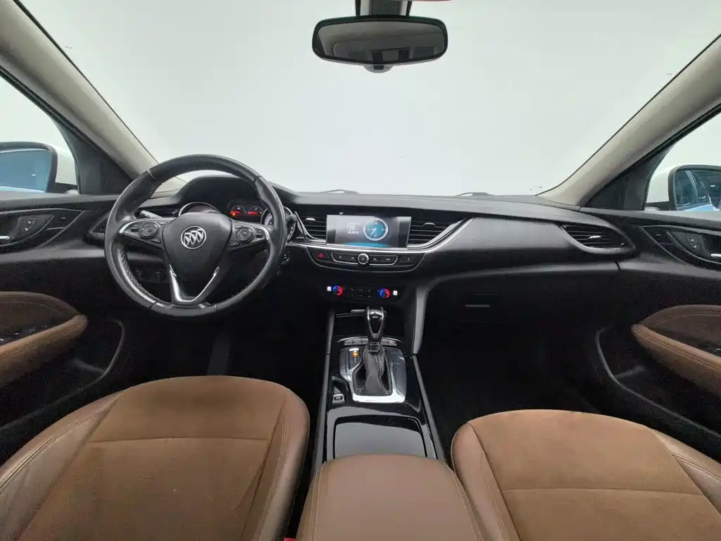 Buick Regal — миниатюра 5