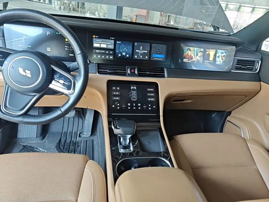 Li Auto Li ONE — миниатюра 10