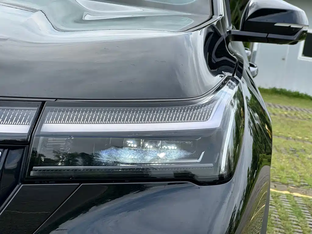 Geely Boyue L — миниатюра 17