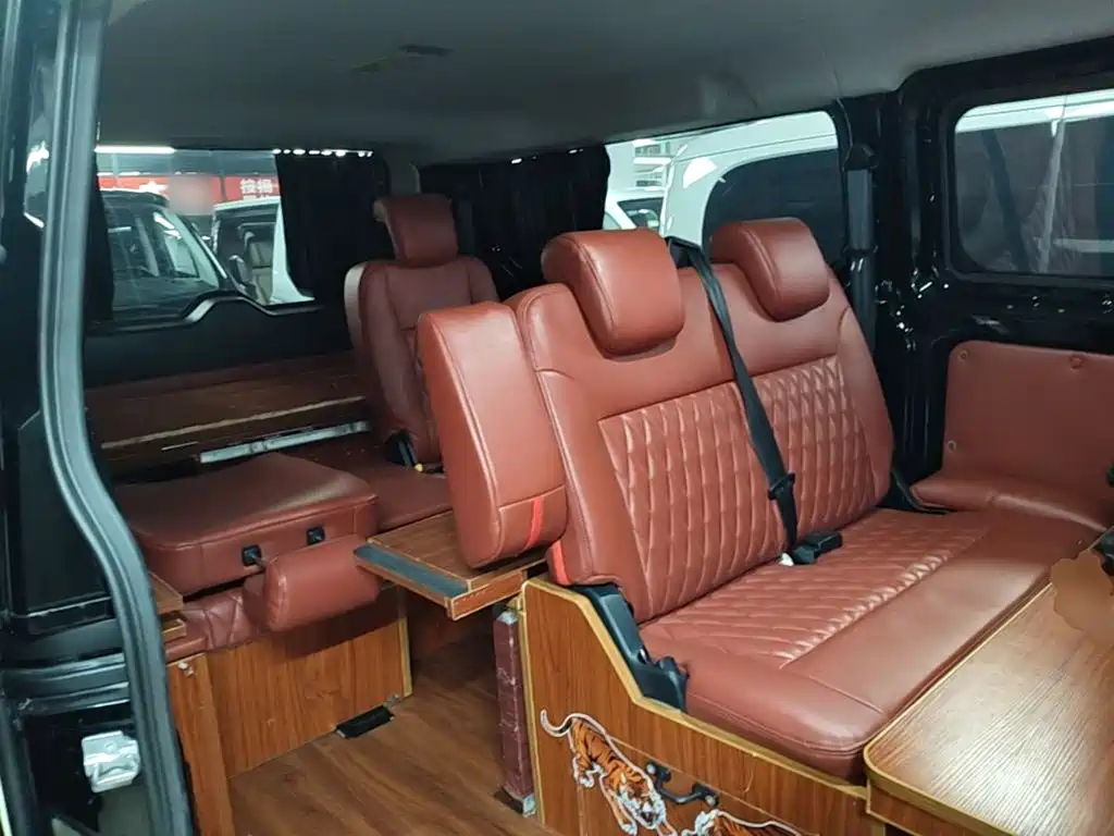 Ford Transit — миниатюра 17
