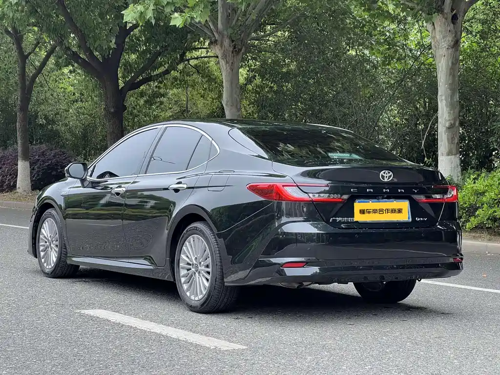 Toyota Camry 2024 2.0HGVP Luxury