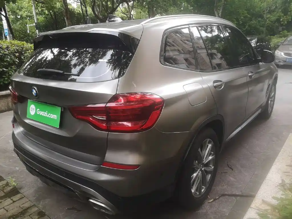 BMW X3 — миниатюра 7