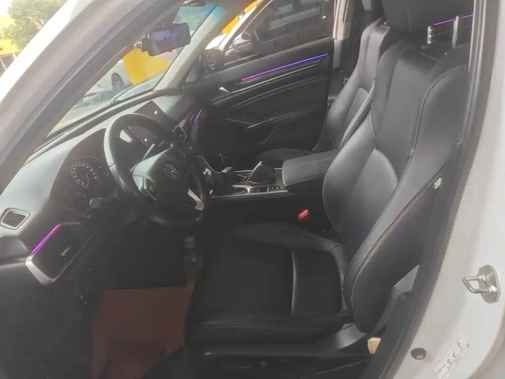Honda Accord — миниатюра 15