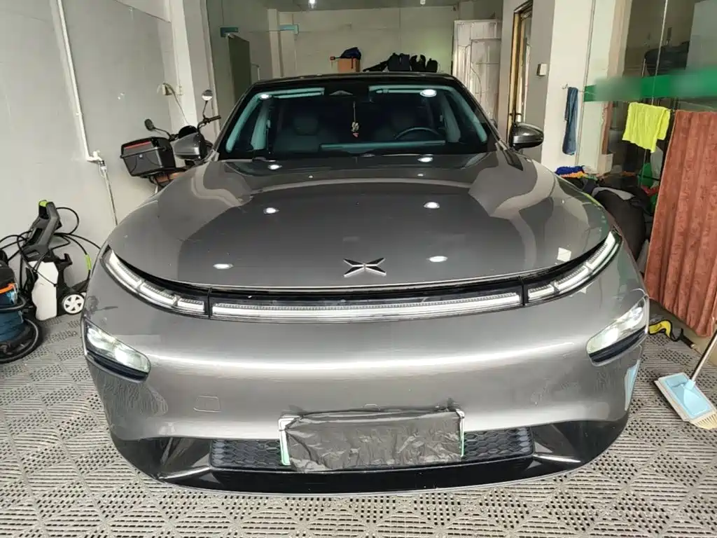 XPeng P7 — миниатюра 3