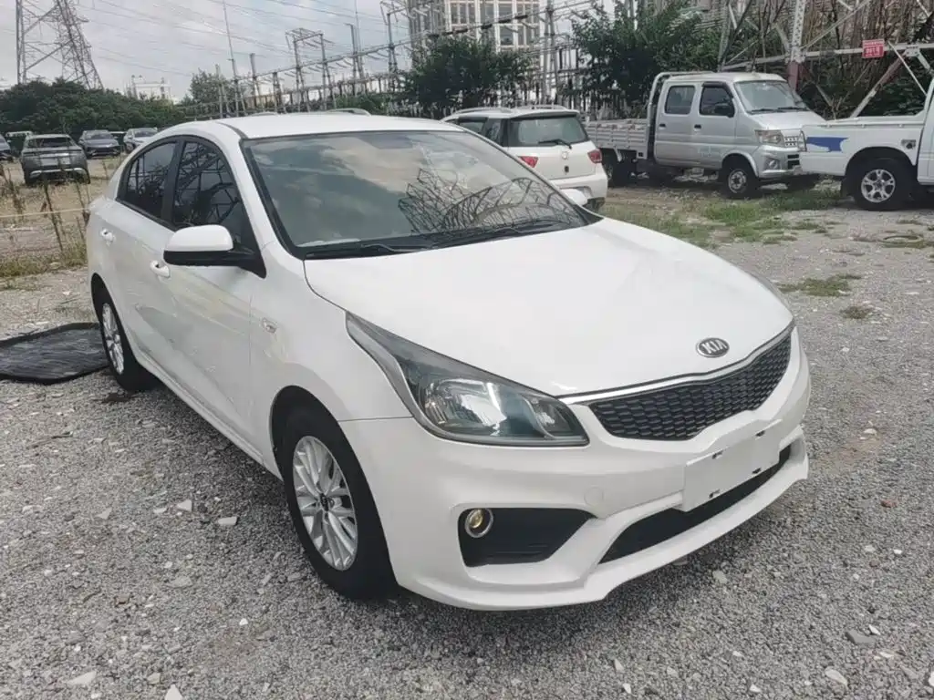Kia K2 — миниатюра 4
