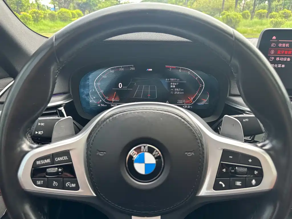 BMW 5 Series — миниатюра 14