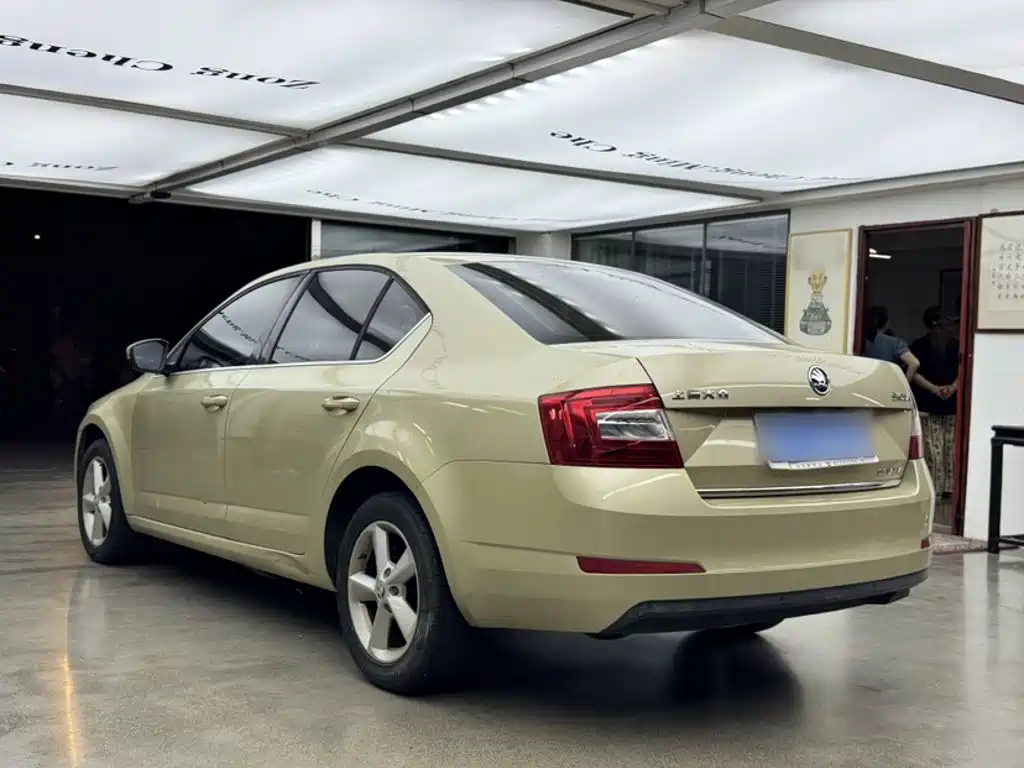 Skoda Octavia — миниатюра 3