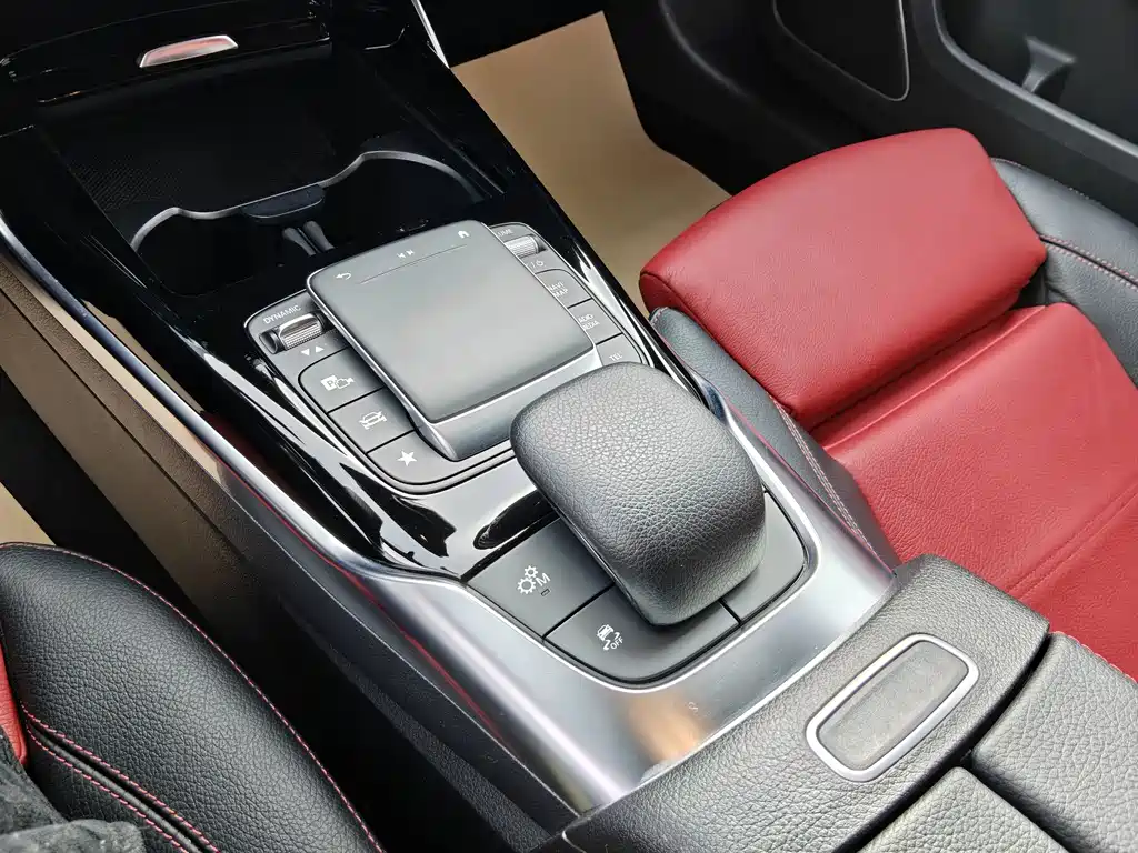 MERCEDES-BENZ A CLASS AMG