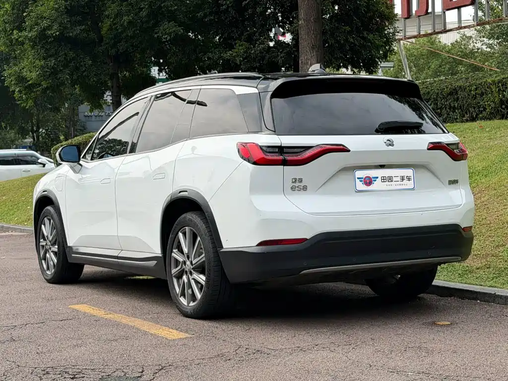 NIO ES8 — миниатюра 4
