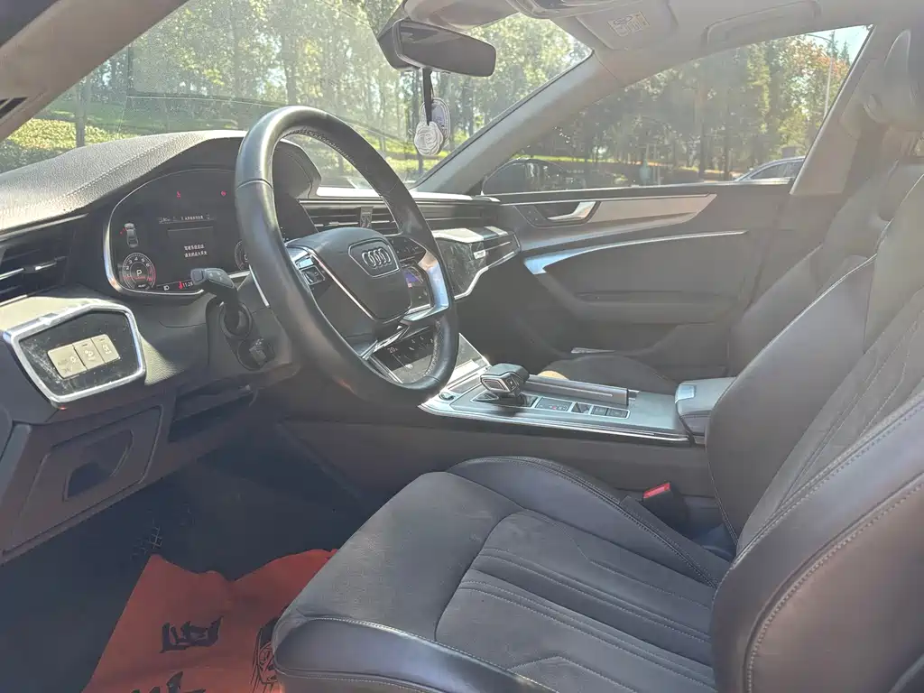 Audi A7L — миниатюра 6