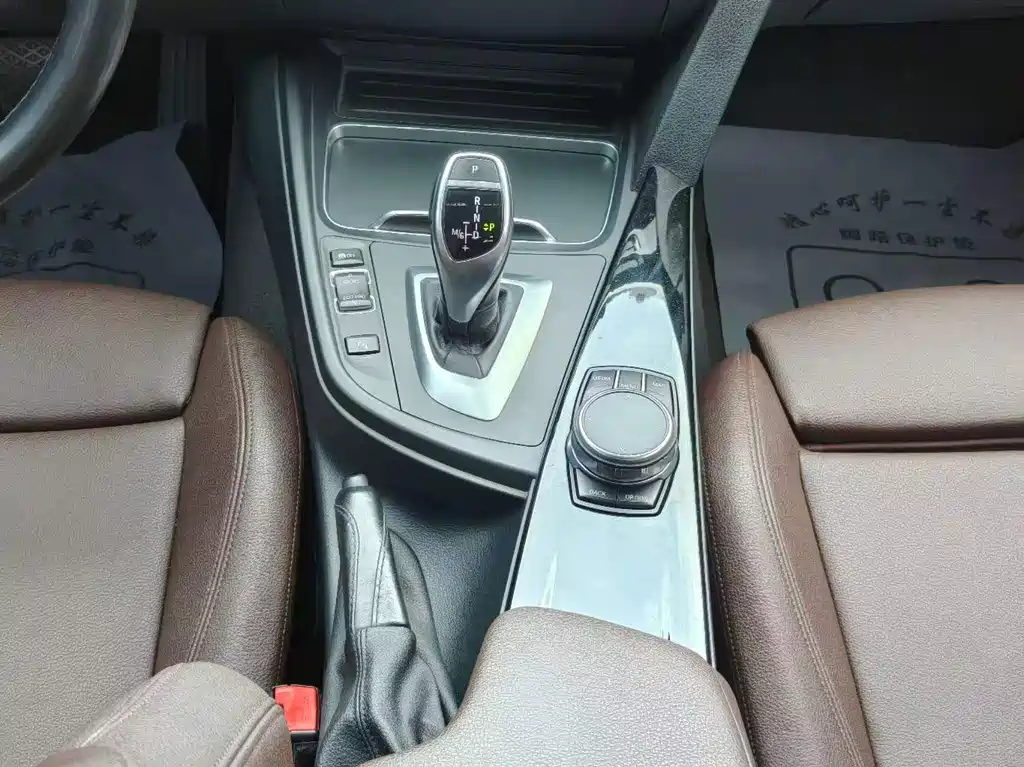 BMW 3 Series — миниатюра 8