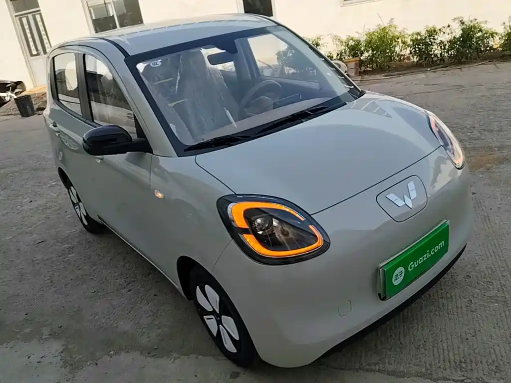 Wuling MINIEV — миниатюра 4