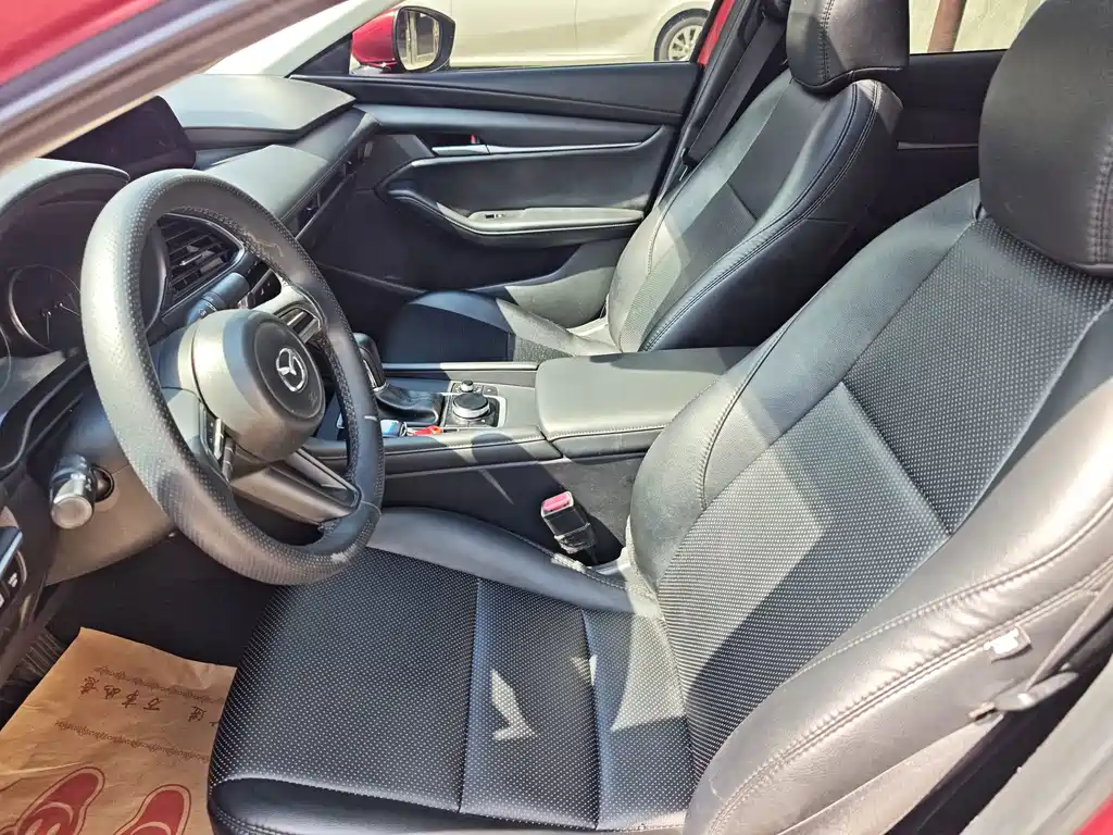 Mazda 3 Axela — миниатюра 7
