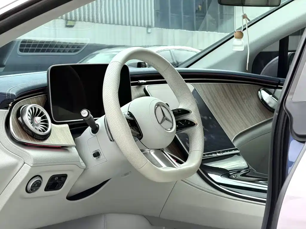 Mercedes-Benz EQE — миниатюра 4