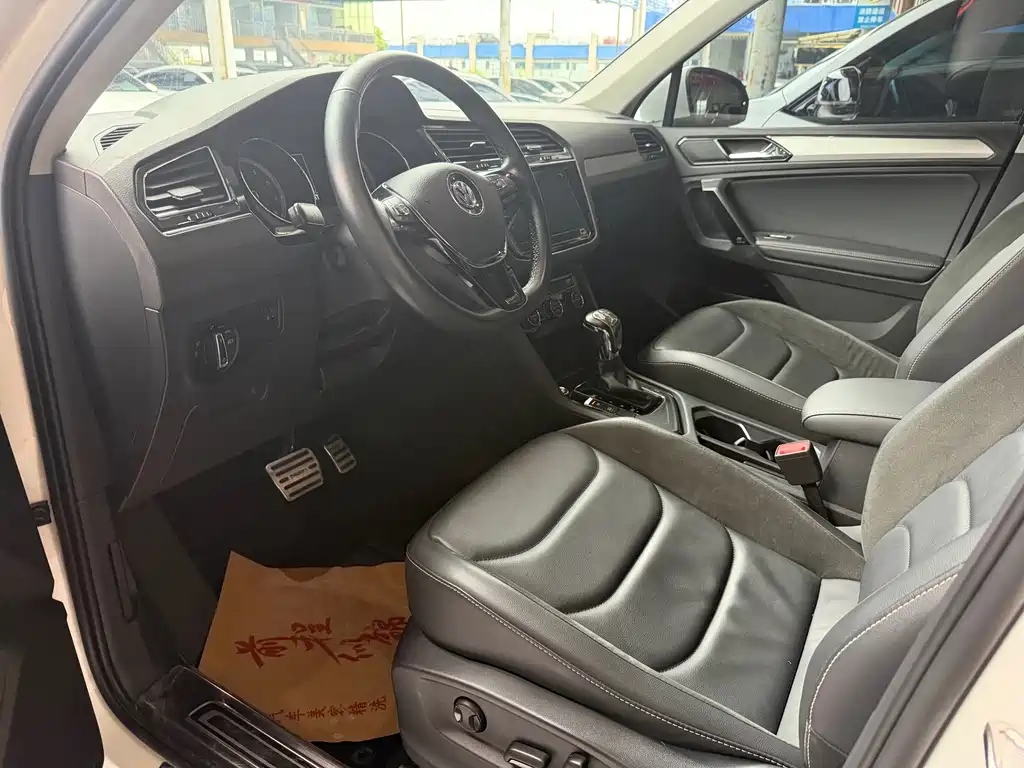 Volkswagen Tiguan L — миниатюра 4