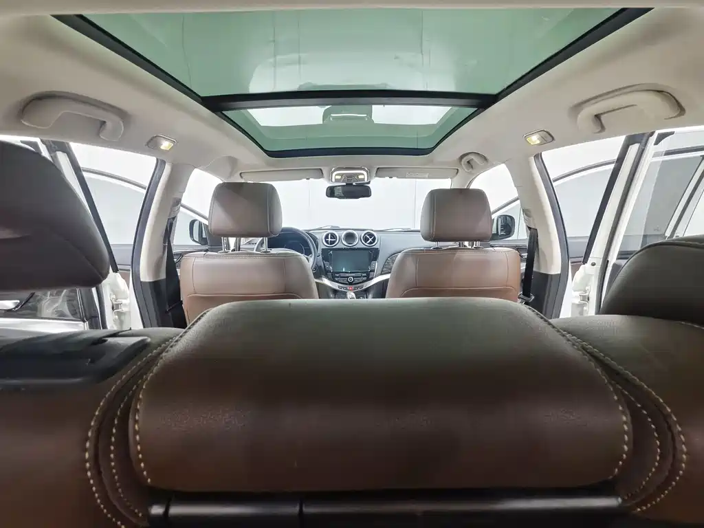 BYD S7 2016 2.0T AT Luxury
