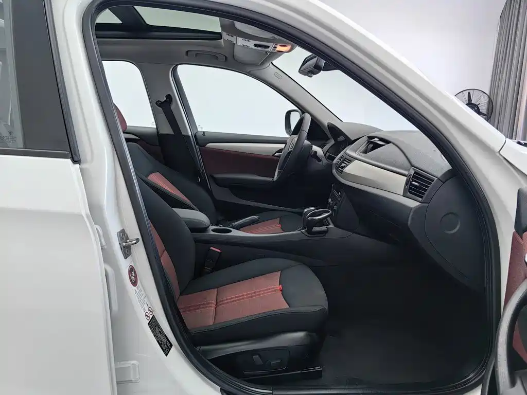 BMW X1 — миниатюра 23