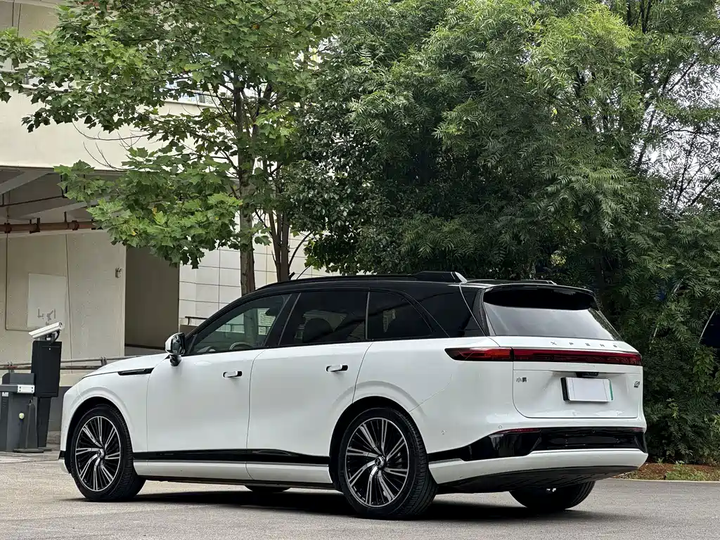 XPeng G9 — миниатюра 7