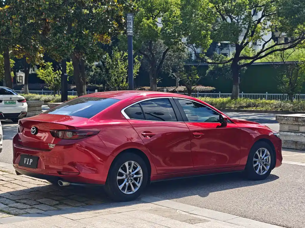 Mazda 3 Axela — миниатюра 4