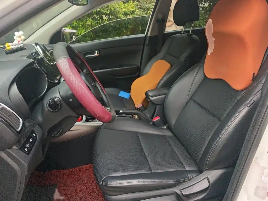 Kia KX3 2015 1.6L AT DLX