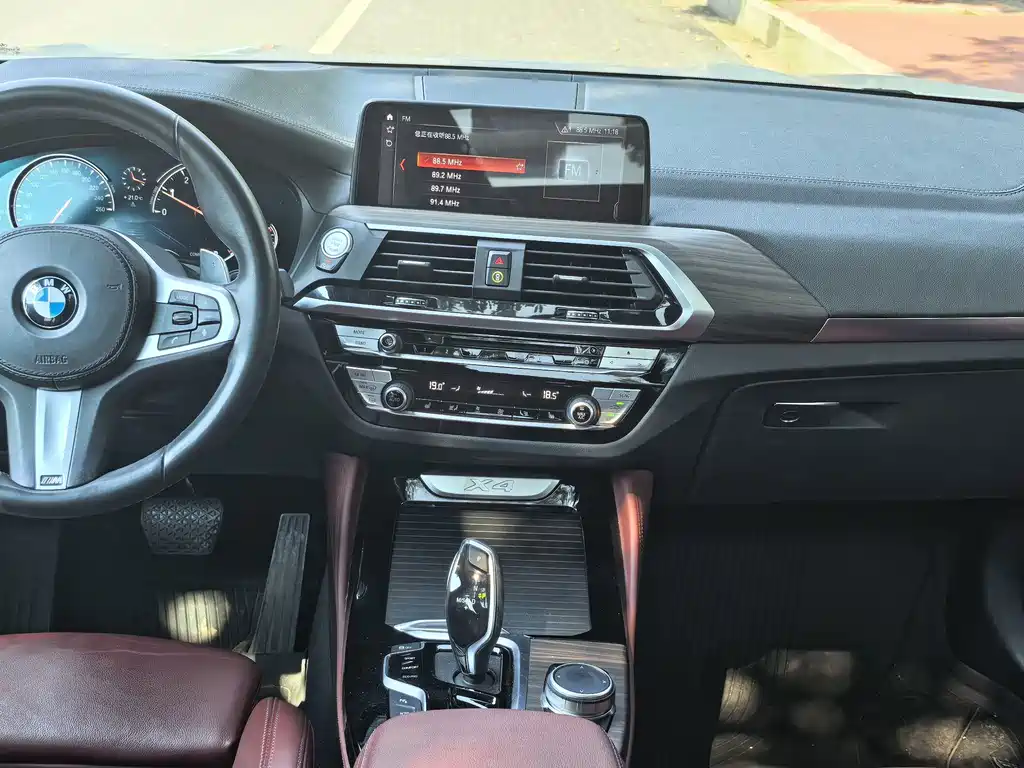 BMW X4 — миниатюра 9