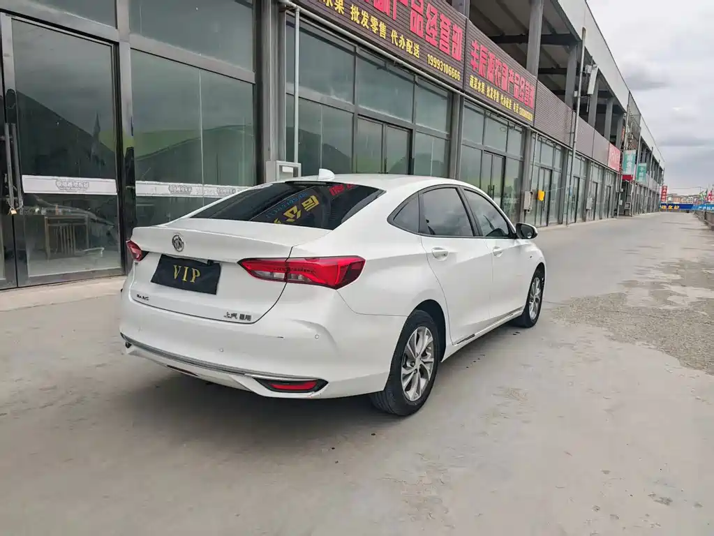 Buick Verano — миниатюра 6