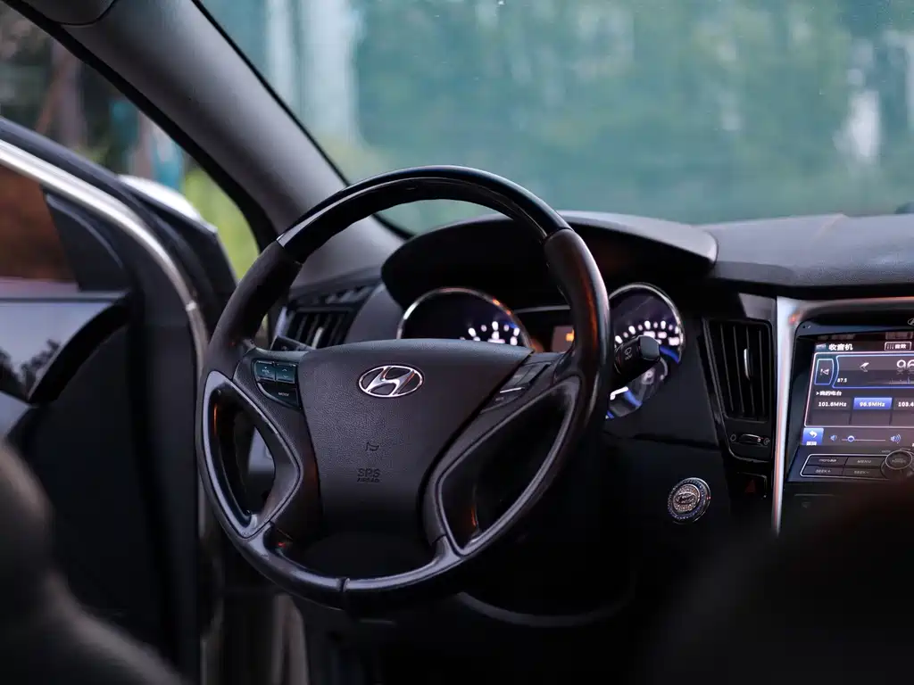 Hyundai Sonata — миниатюра 23