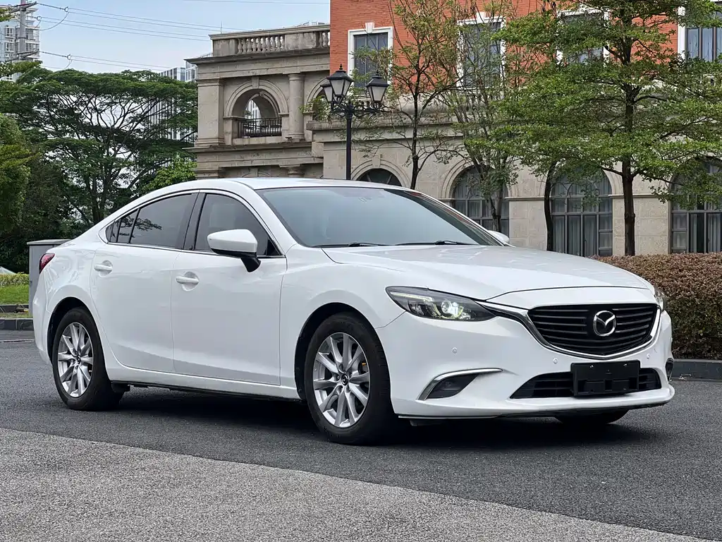 Mazda Atenza 2017 2.0L Luxury