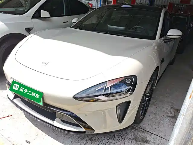 XIAOMI CAR XIAOMI SU7 2024