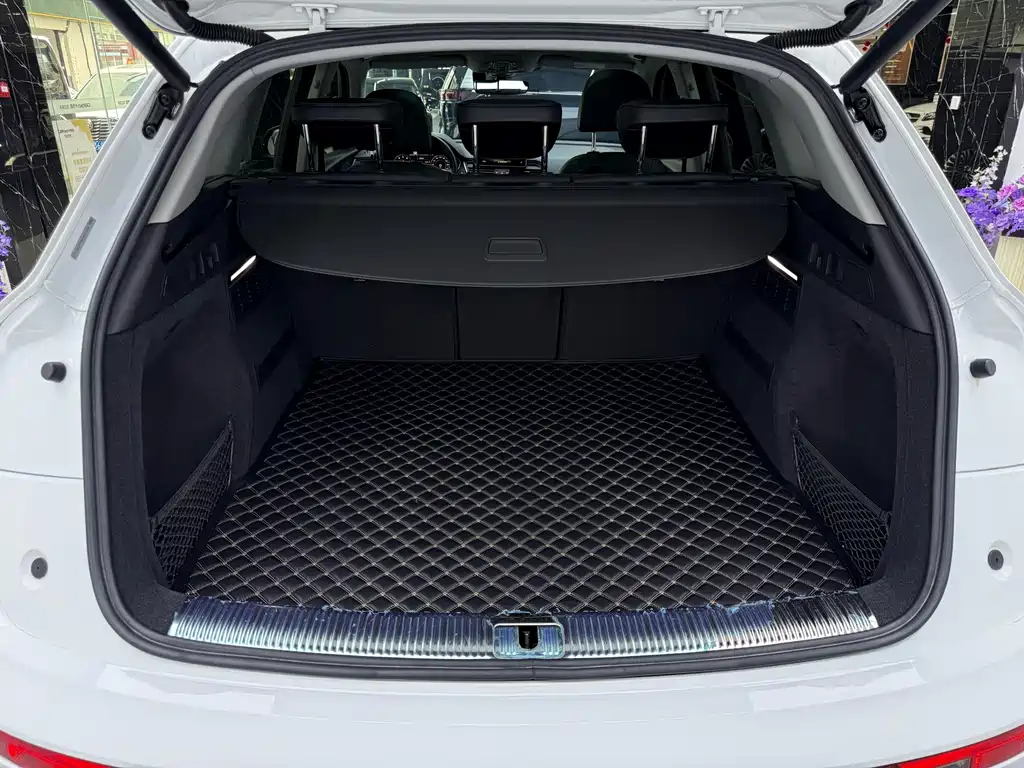 Audi Q5L — миниатюра 22