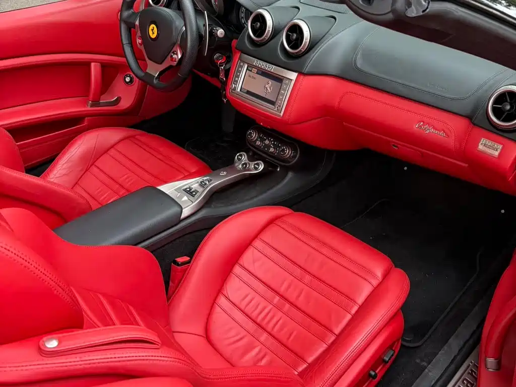 Ferrari California T 2009 4.3L