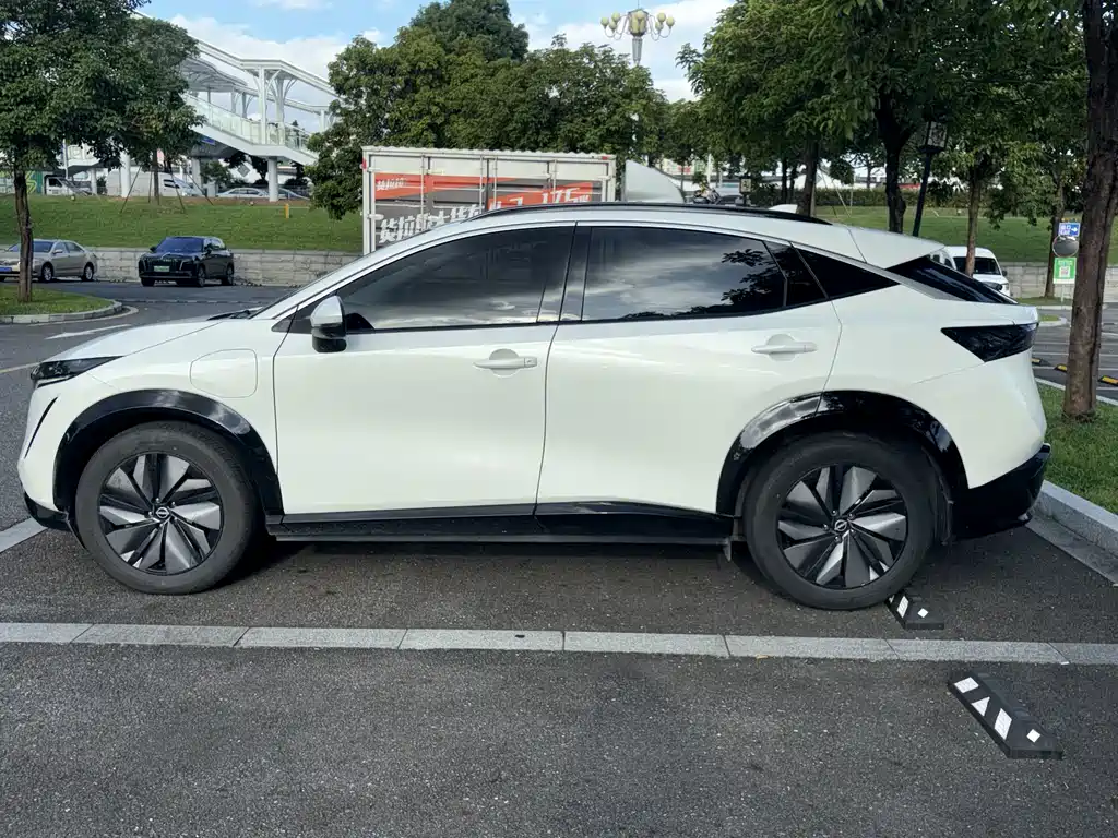 Nissan Ariya — миниатюра 16