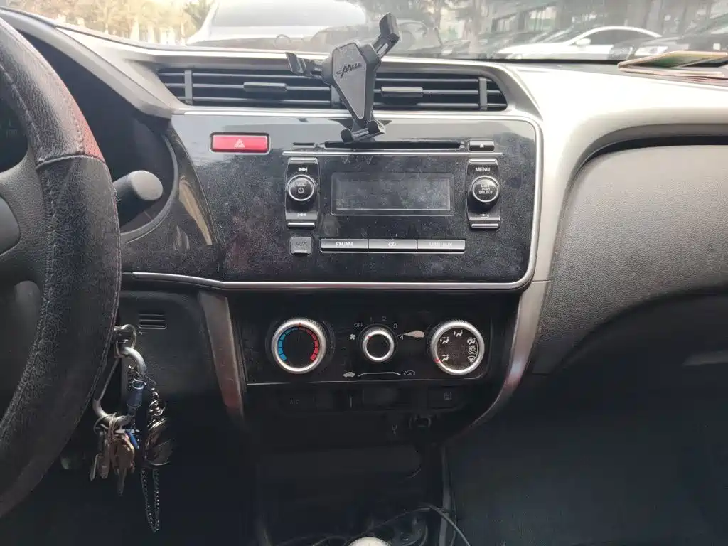 Honda City — миниатюра 13