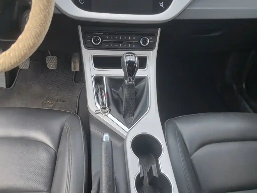 Geely Vision — миниатюра 14