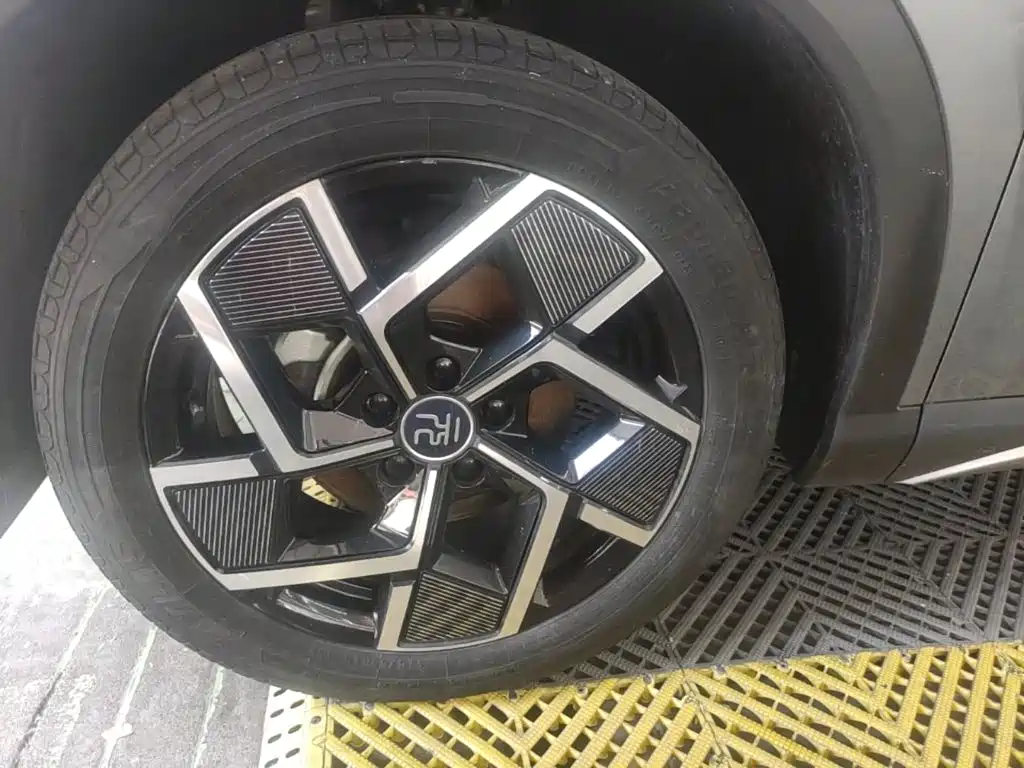 BYD Yuan Plus — миниатюра 23