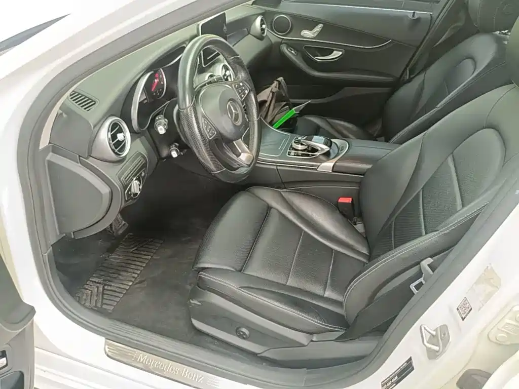 Mercedes-Benz C-Class (Import) — миниатюра 15