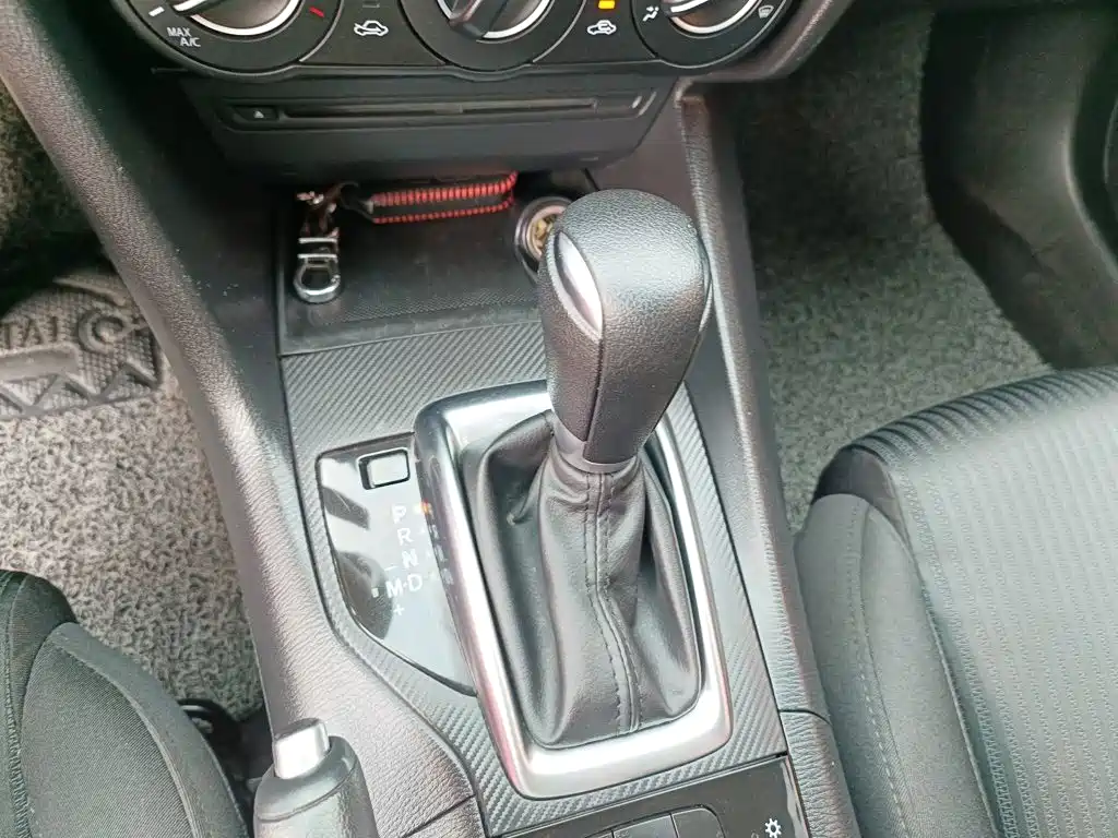 Mazda 3 Axela — миниатюра 14