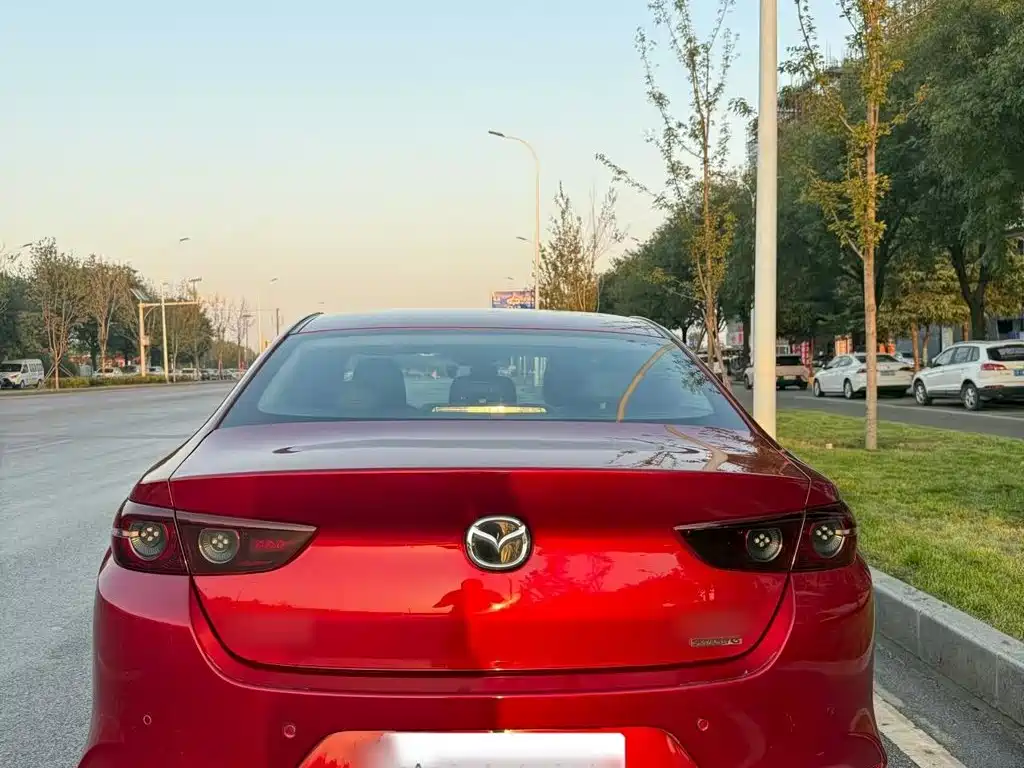 Mazda 3 Axela — миниатюра 12