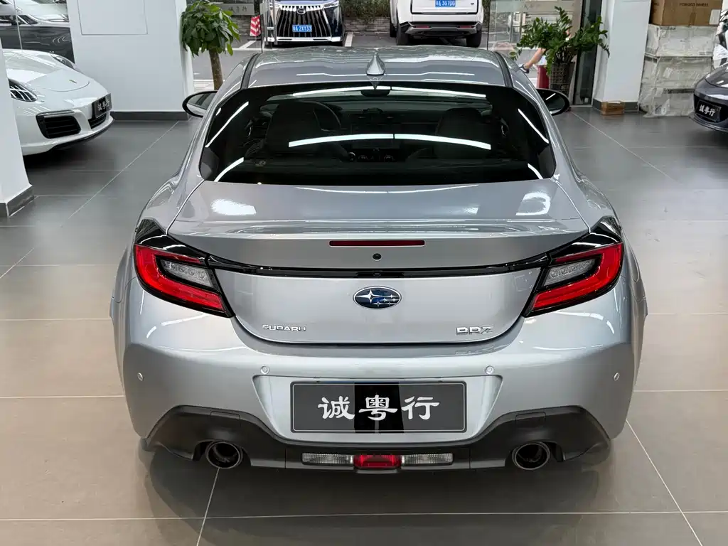 Subaru BRZ — миниатюра 6