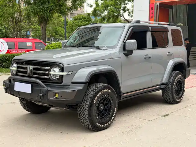 2023 TANK 300