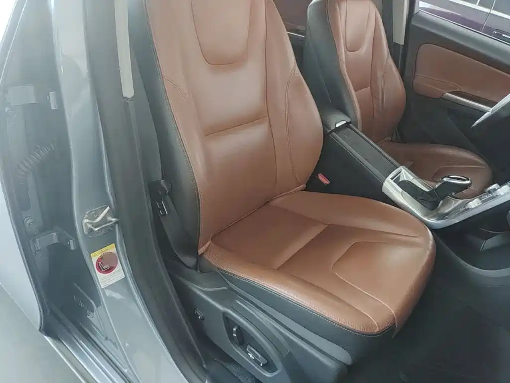 Volvo S60 — миниатюра 25