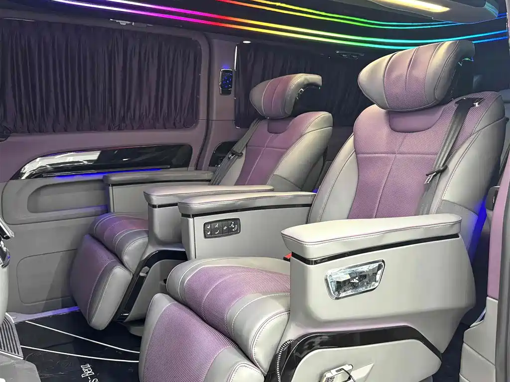 Mercedes-Benz Vito 2024 2.0T 7 мест