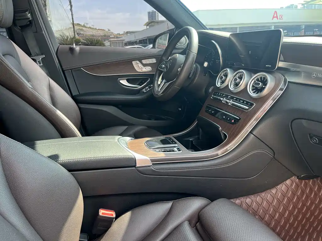 Mercedes-Benz GLC — миниатюра 4