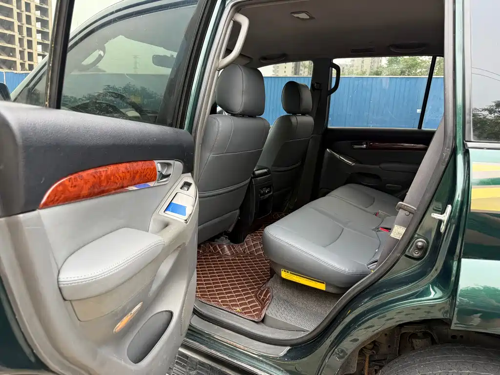 Toyota Land Cruiser Prado 2004 GX 2.7 AT