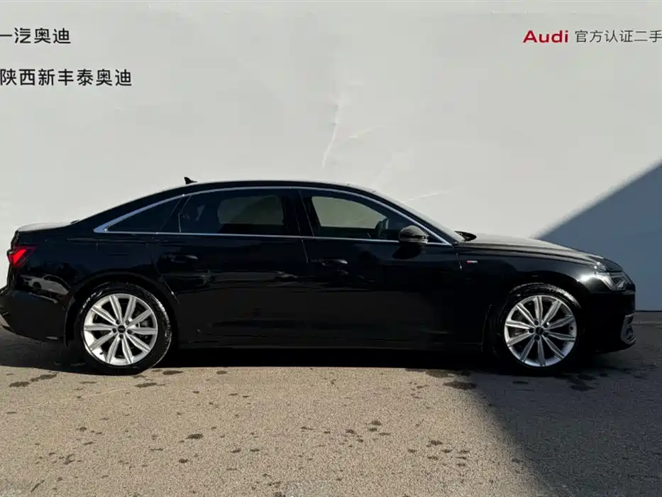 Audi A6L id 4515321 из Китая 15