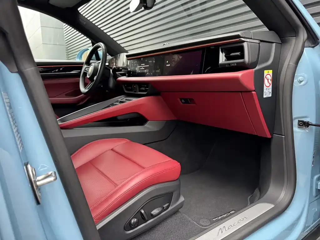 PORSCHE MACAN NEW ENERGY