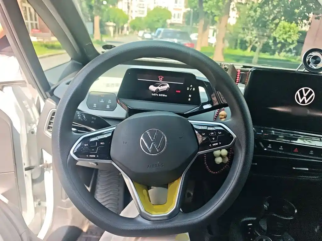 Volkswagen ID.3 — миниатюра 11